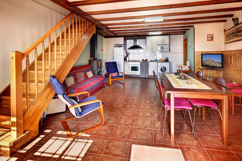 Apartamentos Bellavista Alquézar Δωμάτιο φωτογραφία